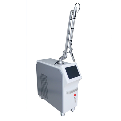 2000W Q Switched Laser Machine Απομάκρυνσης Τατουάζ με 7 αρθρωμένα αρθρωτά χέρια